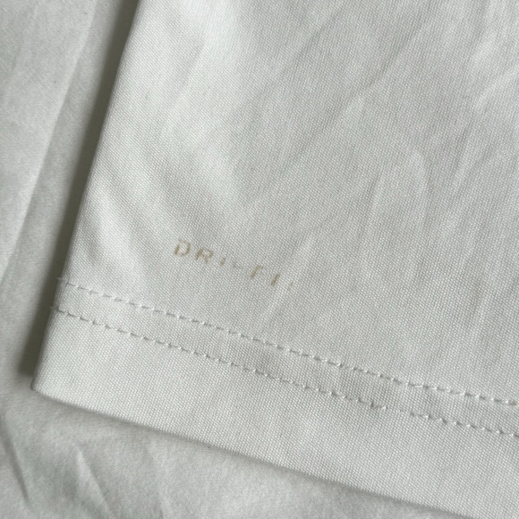 Nike 2 Piece T-Shirt & Shorts Outfit Set Boys Size 5/6 - Picture 7 of 9